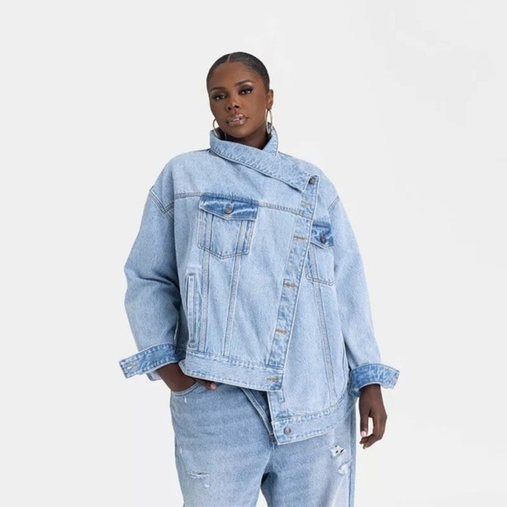 KBB KAHLANA Target Women's‎ Plus 1X Extra Large The Denim Jacket Light Wash Jean